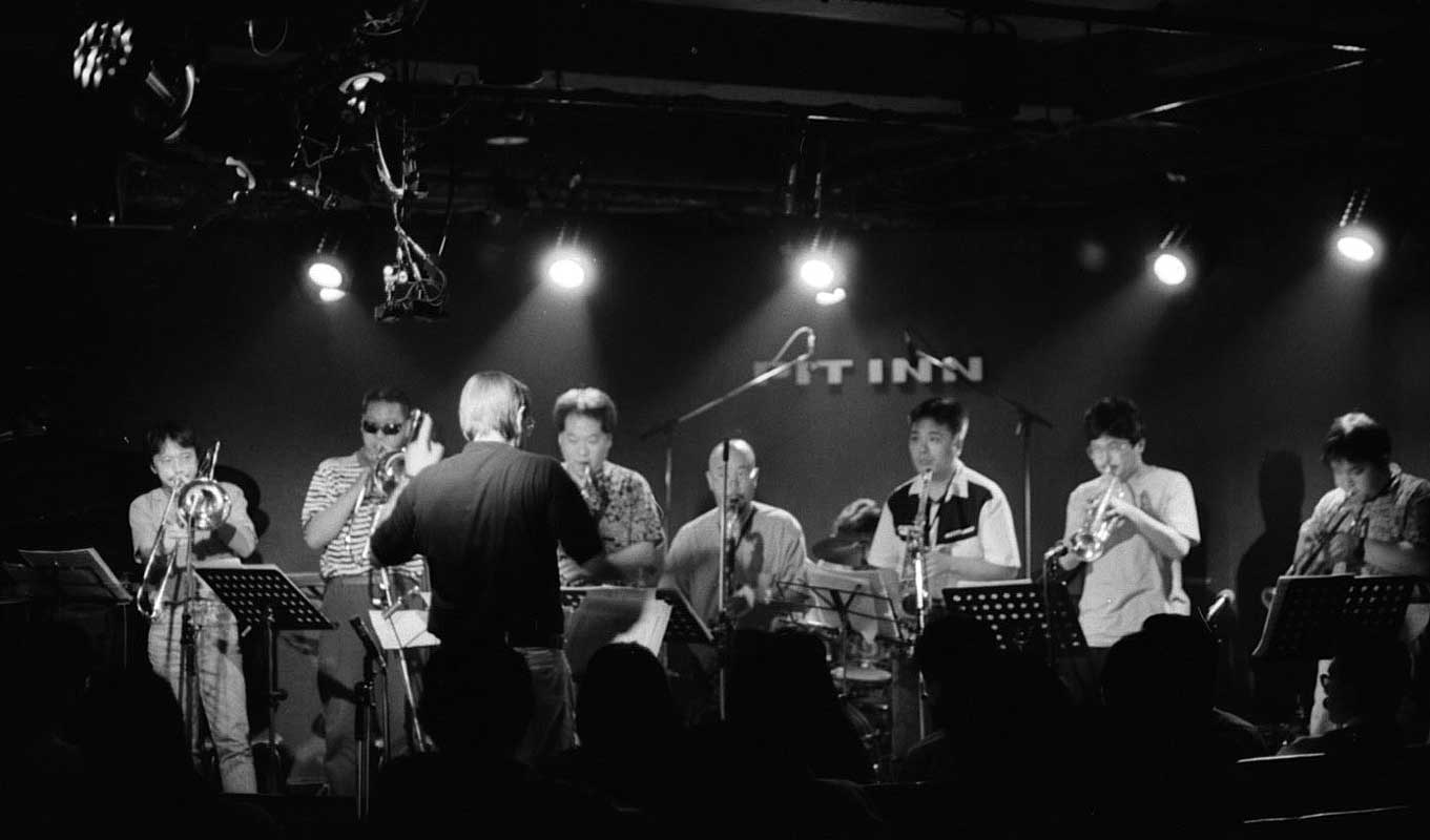 横井一江『Berlin Contemporary Jazz Orchestra』『ベルリン・コンテンポラリー・ジャズ・オーケストラ』 –  JazzTokyo